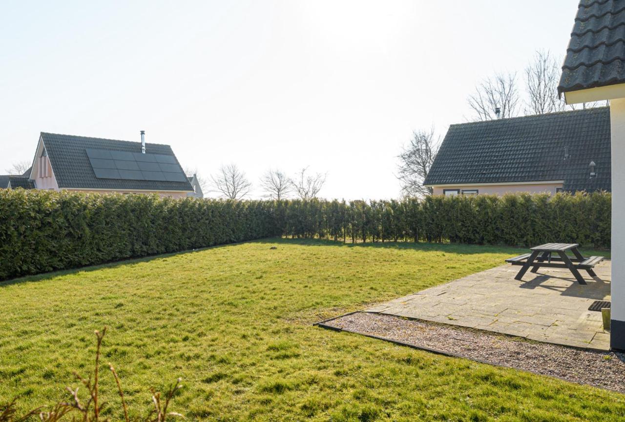 Tzummarum The Frisian Beach House Met Scandinavische Barrel Saunaヴィラ エクステリア 写真