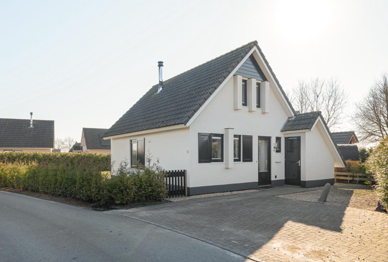 Tzummarum The Frisian Beach House Met Scandinavische Barrel Saunaヴィラ エクステリア 写真